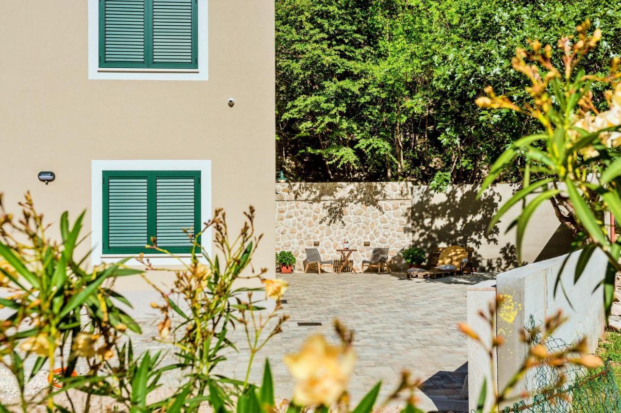 Apartments Ivica Omiš Εξωτερικό φωτογραφία
